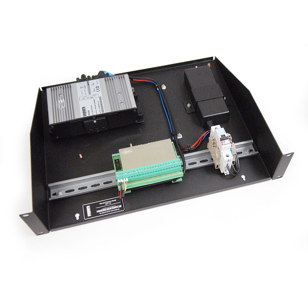 SoftEquip T8 (4 in/4 ut) Reläenhet Tetra, 19" Rackmontage