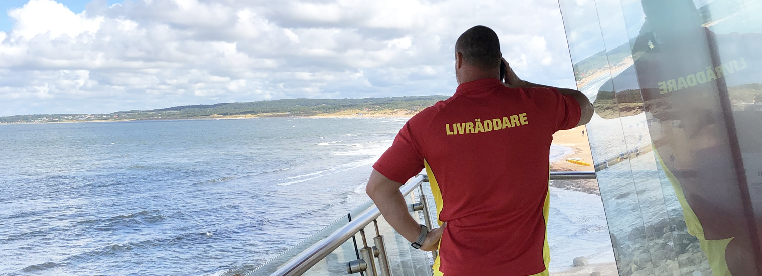 Livräddarna i Tylösand har stora krav på kommunikationen Livräddarna i Tylösand har stora krav på kommunikationen